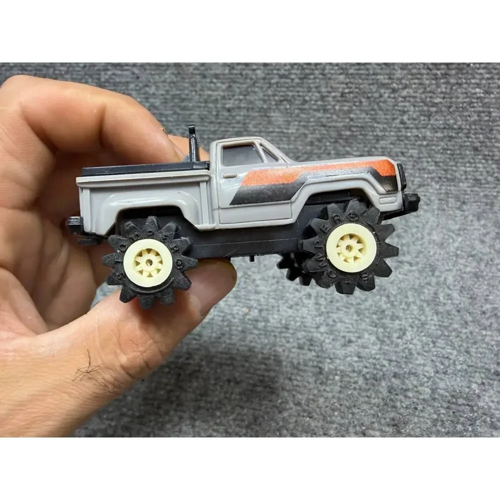 Vintage Stomper 4x4S Truck Schaper Taiwan Off Road Toy No Work - Picture 6 of 10